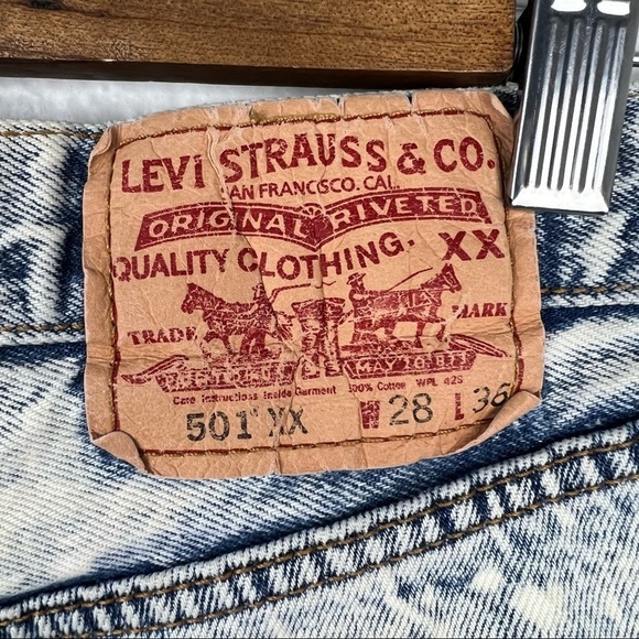 LEVI’S Vintage Acid Washed 501XX Cut-off Shorts, Distressed, Vintage Size 28 - Picture 5 of 7